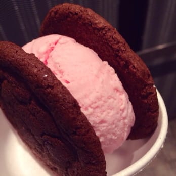 Slickables - Double chocolate chip cookies w/ strawberry ice cream.. My go-to - Ice Cream & Frozen Yogurt Near Me - Tempe, Arizona Slickables - Double chocolate chip cookies w/ strawberry ice cream.. My go-to - Ice Cream & Frozen Yogurt Near Me - Tempe, Arizona