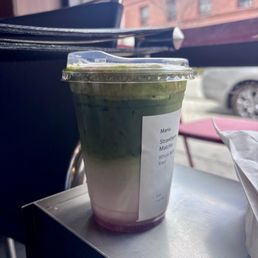 Strawberry Matcha Strawberry Matcha