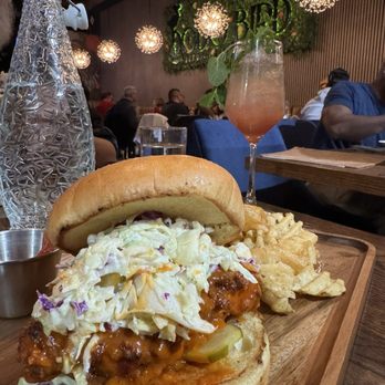 Dodo Bird Kitchen and Cocktails - Nashville Hot Chicken Sandwich - Cocktail Bars Near Me - Scottsdale, Arizona
