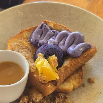 Mauka Makai - Uber French toast - Seafood Near Me - Lahaina, Hawaii Mauka Makai - Uber French toast - Seafood Near Me - Lahaina, Hawaii