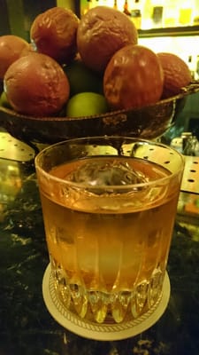 Gibson Bar by null