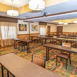 La Quinta by Wyndham Bentonville - Meeting Room