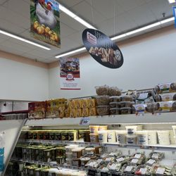 Market Basket - Cheese shoppe