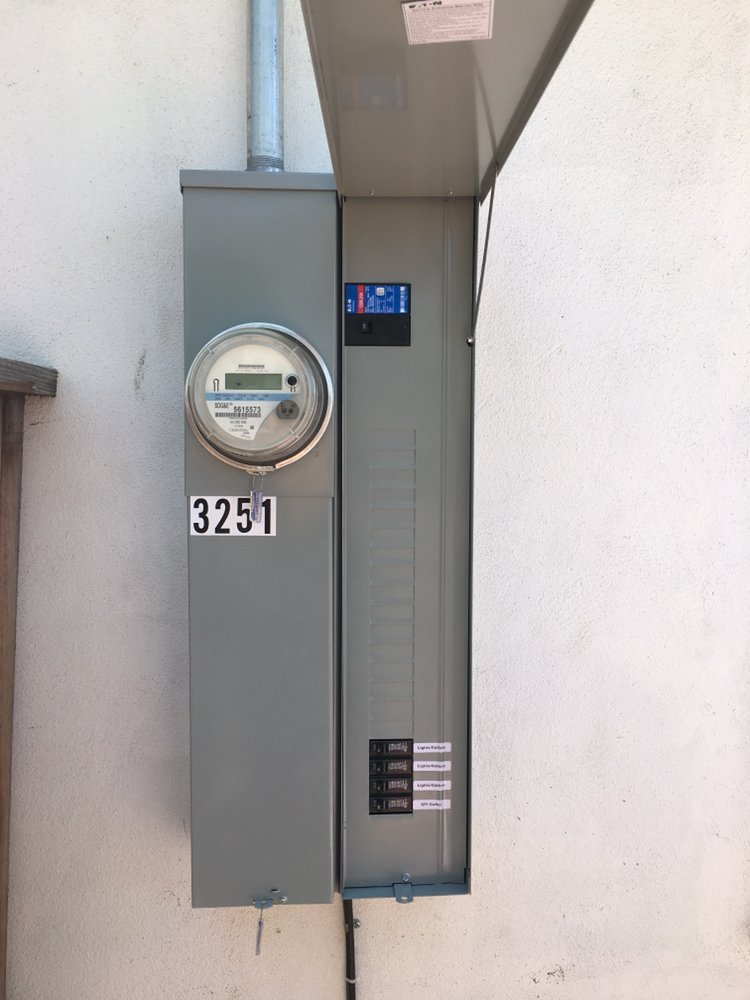 Slide of Escorcia Electric
