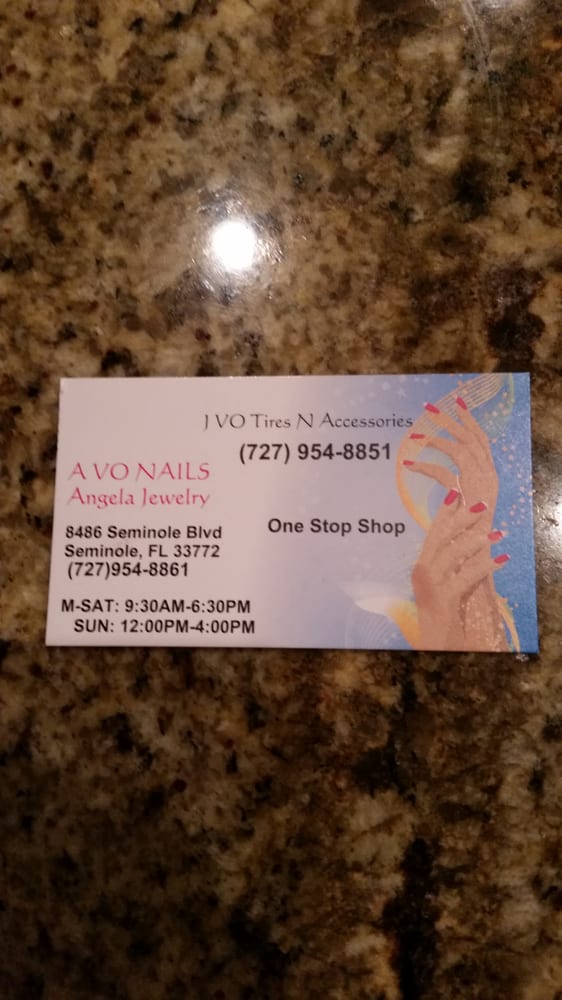 A Vo Nails Logo