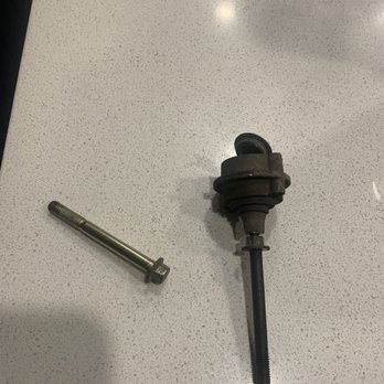 Eide Ford Lincoln - Left bolt should've been replaced with a part identical to the right. - Car Dealers Near Me - Bismarck, North Dakota