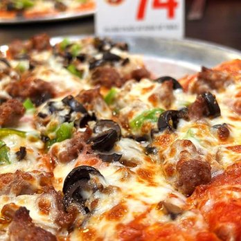 JOHNNY'S PIZZA HOUSE - Updated August 2025 - 97 Photos & 20
