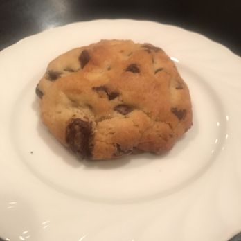 Funny Face Bakery - Deluxe Chocolate Chip Cookie - Cupcakes Near Me - New York, New York