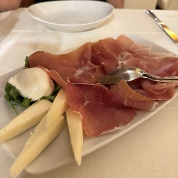 L'Angolo dell Aurora - Italian Near Me - Rome, RM