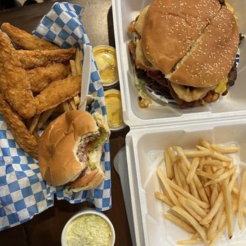 SULLY’S DRIVE-IN - Updated June 2024 - 169 Photos & 264 Reviews - 220 N ...