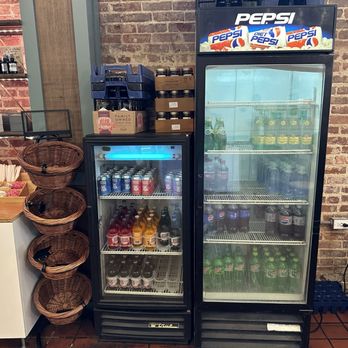 Folktale Coffee & Bakehouse - Cooler drinks - Coffee & Tea Near Me - Corbin, Kentucky