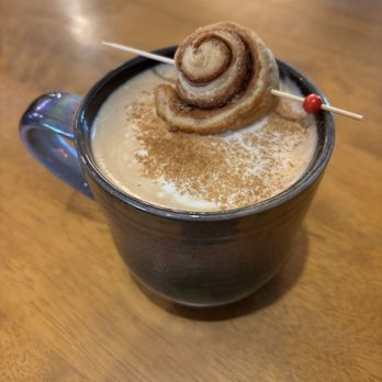 Elevenses Cafe & Bakery - Cafes Near Me - Brunswick, Maine