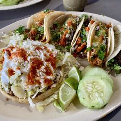 Tacos Los Chanos - Tacos and Sopas