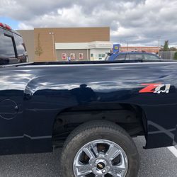 Maaco Auto Body Shop & Painting - 08 Silverado color match / repair