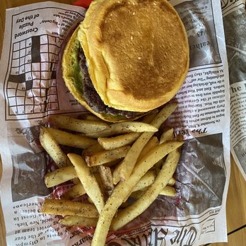 Hippo Burgers - Avocado Burger - Burgers Near Me - Houston, Texas Hippo Burgers - Avocado Burger - Burgers Near Me - Houston, Texas