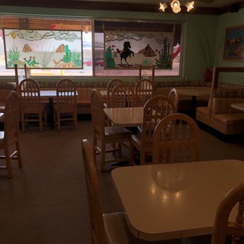 Boot's and Scoops Cafe - Sandwiches Near Me - Van Horn, Texas