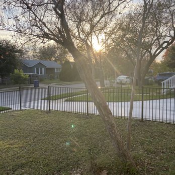 South Texas Fence - Side fence view - Fences & Gates Near Me - San Antonio, Texas South Texas Fence - Side fence view - Fences & Gates Near Me - San Antonio, Texas