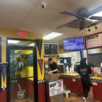 Skip’s Chicago Dogs - Hot Dogs Near Me - Avondale Estates, Georgia