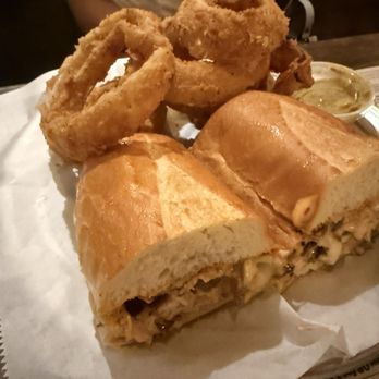 Copper Penny - 109 Chestnut Chicken Sandwich - American Near Me - Wilmington, North Carolina