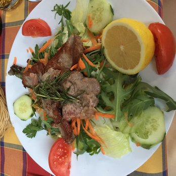 Lungomare - Salad with strips of beef: chewy meat - Italian Near Me - Berlin, BE Lungomare - Salad with strips of beef: chewy meat - Italian Near Me - Berlin, BE
