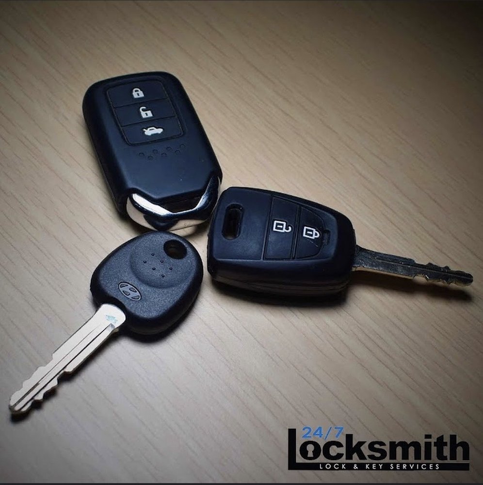 LEXINGTON CAR KEYS Updated August 2024 14 Photos Lexington