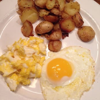 Mimi's Cafe - two egg breakfast w/ potatoes & blueberry muffin included; $6.99 - American Near Me - Elk Grove, California Mimi's Cafe - two egg breakfast w/ potatoes & blueberry muffin included; $6.99 - American Near Me - Elk Grove, California