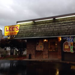 Lee's Famous Recipe Chicken
