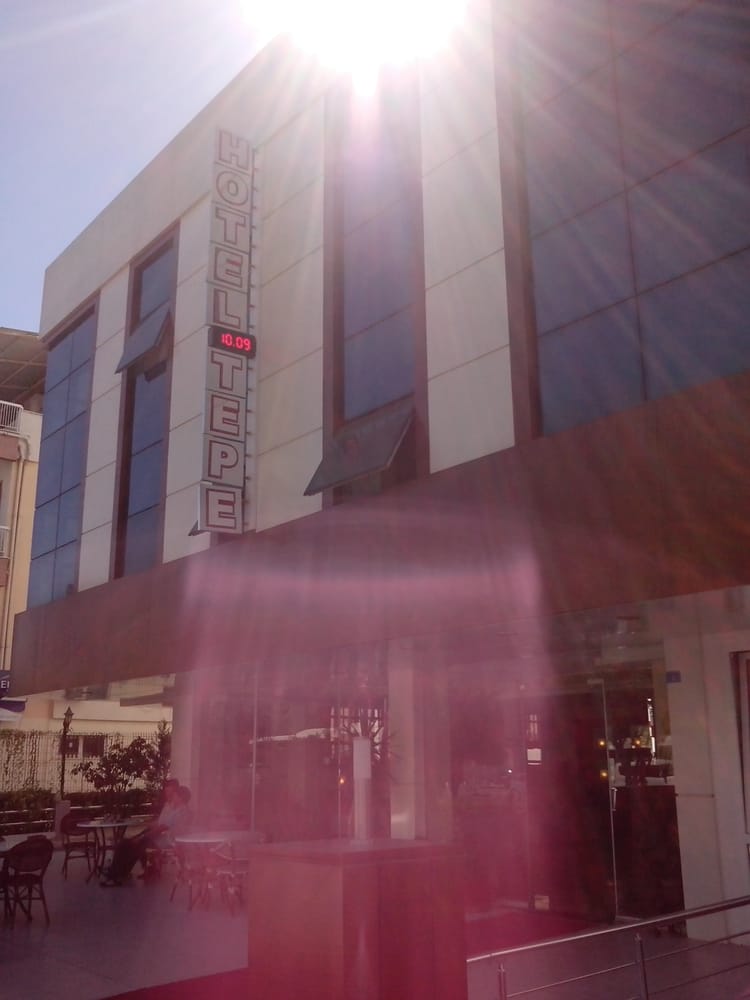 Tepe Hotel