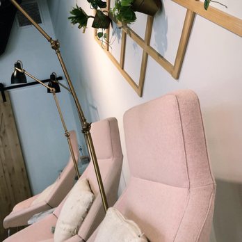 Nailbox Studio - Nail Salons Near Me - Los Angeles, California