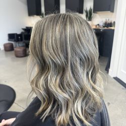 Salon Nouveau - Grey blending by Raven