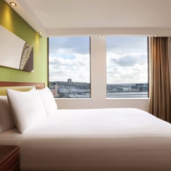 Hampton by Hilton Newcastle - Guest Room - Hotels Near Me - Newcastle, XTW