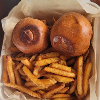 Da Good Vibes - Lumpia slider - Filipino Near Me - Union City, California Da Good Vibes - Lumpia slider - Filipino Near Me - Union City, California
