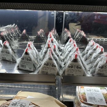 Dragon Star Oriental Foods - International Grocery Near Me - Saint Paul, Minnesota