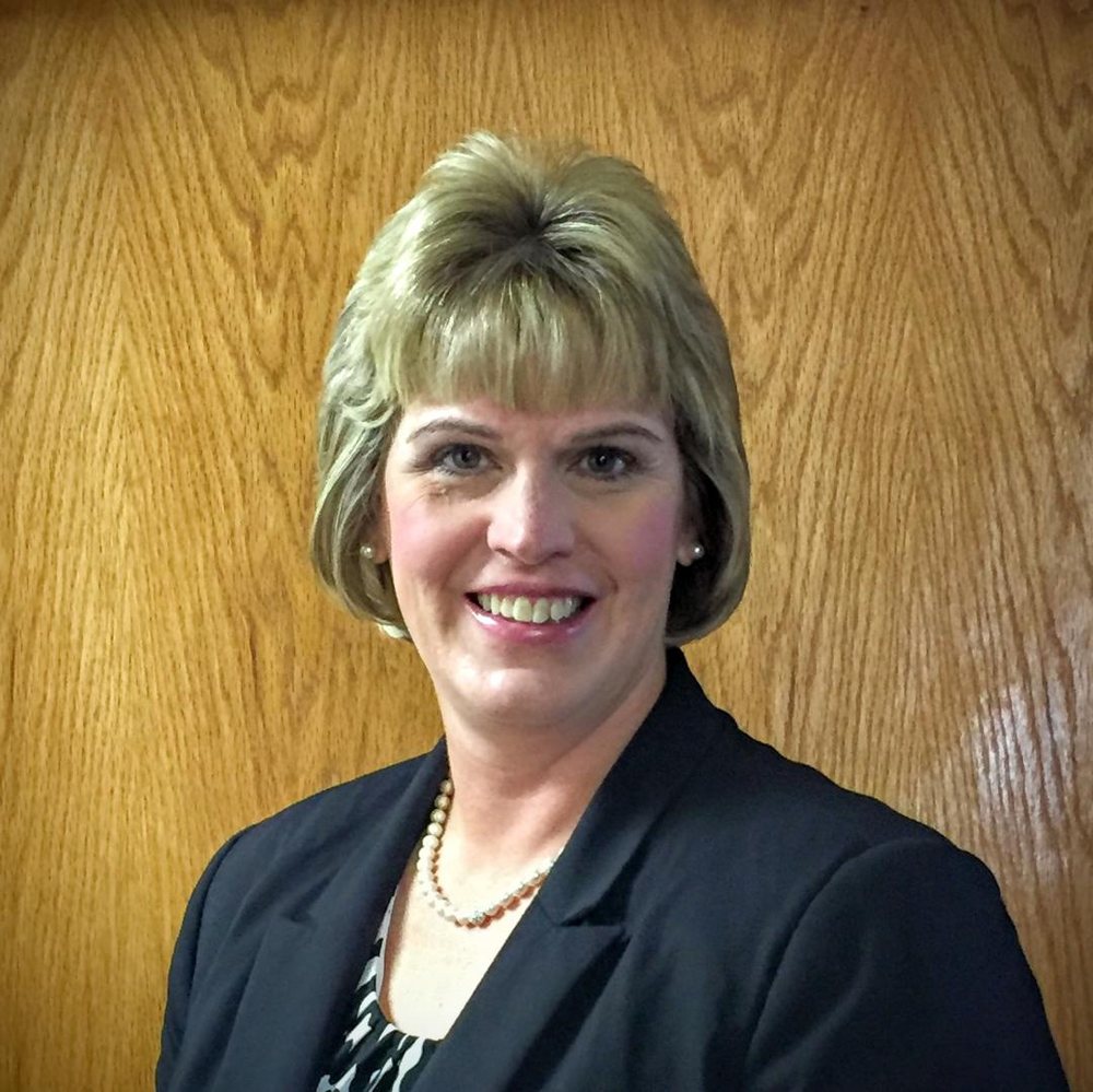 GRINNELL EYE CARE, PC Updated September 2024 208 West St, Grinnell, Iowa Optometrists