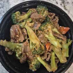Beef with broccoli