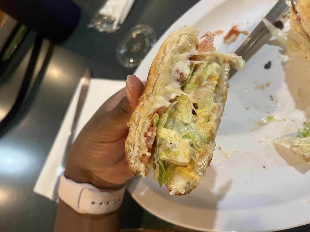 BELLACINO’S PIZZA AND GRINDERS Updated September 2024 18 Photos