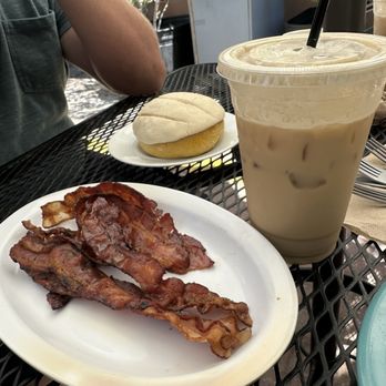 The Chancla ABQ - Bacon, Concha, and pumpkin spice coffee - Breakfast & Brunch Near Me - Albuquerque, New Mexico