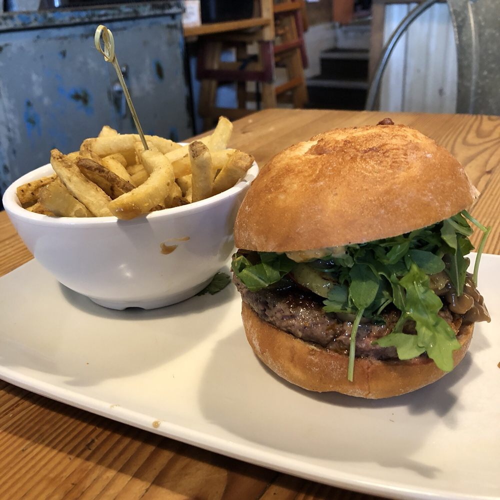 Uneeda Burger - Burgers Near Me - Seattle, Washington