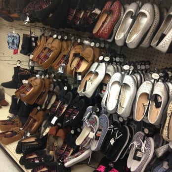 Big Lots - Shoes - Department Stores Near Me - Chalmette, Louisiana