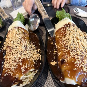 Mang Felix Kitchen Rainbow - Huge lumpia - Filipino Near Me - Las Vegas, Nevada Mang Felix Kitchen Rainbow - Huge lumpia - Filipino Near Me - Las Vegas, Nevada