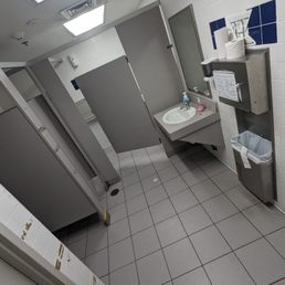 Obligatory bathroom photo. Obligatory bathroom photo.