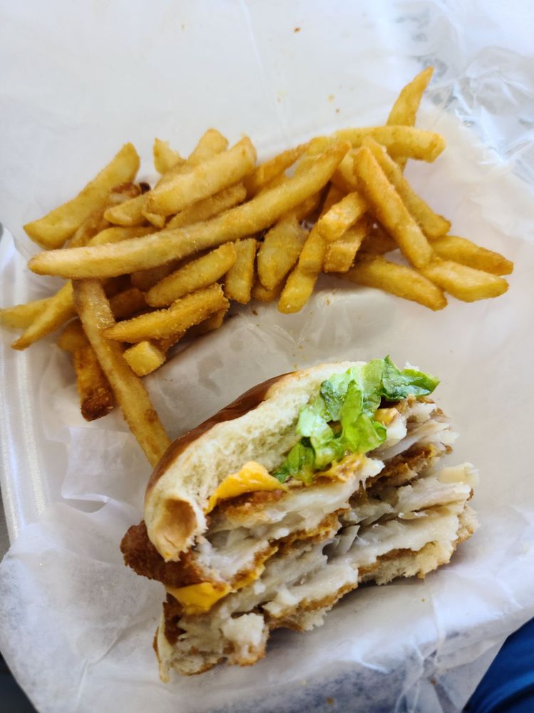 SHARKS FISH AND CHICKEN Updated August 2024 22 Photos & 35 Reviews