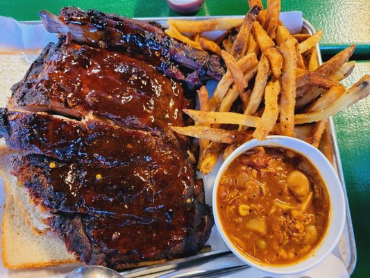Martin's Bar-B-Que Joint by null