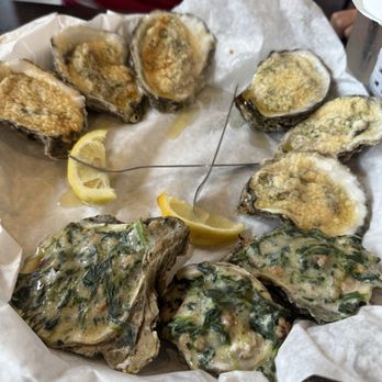 Anna Maria Oyster Bar - Pier - Roasted oysters - Seafood Near Me - Bradenton Beach, Florida