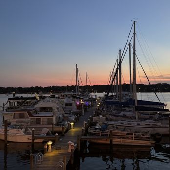 The Wharf 850 - Seafood Near Me - Niceville, Florida
