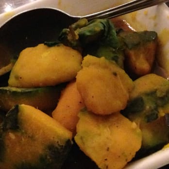 Daisy Mint - Pumpkin stir fry dish that they messed up.  Told them hold the egg, but they decided to hold the chicken too - Thai Near Me - Pasadena, California