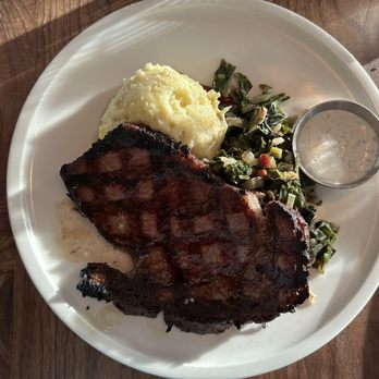 Guesthouse - Prime rib - Cocktail Bars Near Me - Kentfield, California