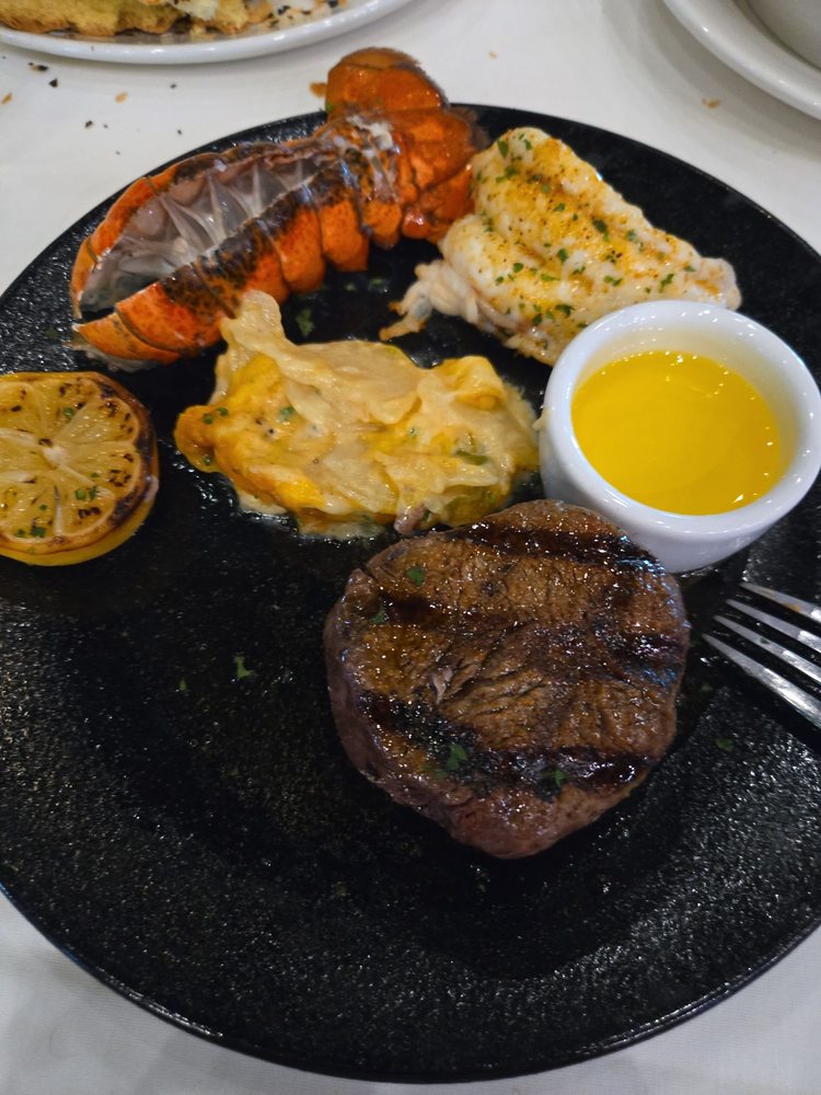 Food from Shor Seafood Grill & Tavern