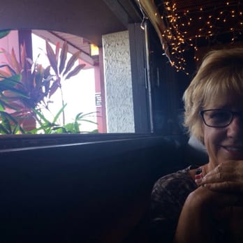 Harbor Pub & Pizza - Mom - Pizza Near Me - Honolulu, Hawaii Harbor Pub & Pizza - Mom - Pizza Near Me - Honolulu, Hawaii