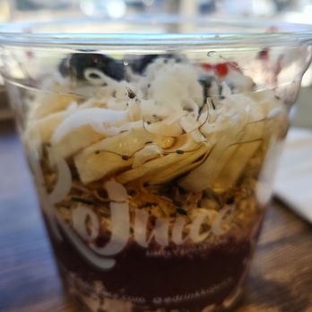 Ko Juice - Acai bowl side view - Coffee & Tea Near Me - Glendale, California Ko Juice - Acai bowl side view - Coffee & Tea Near Me - Glendale, California